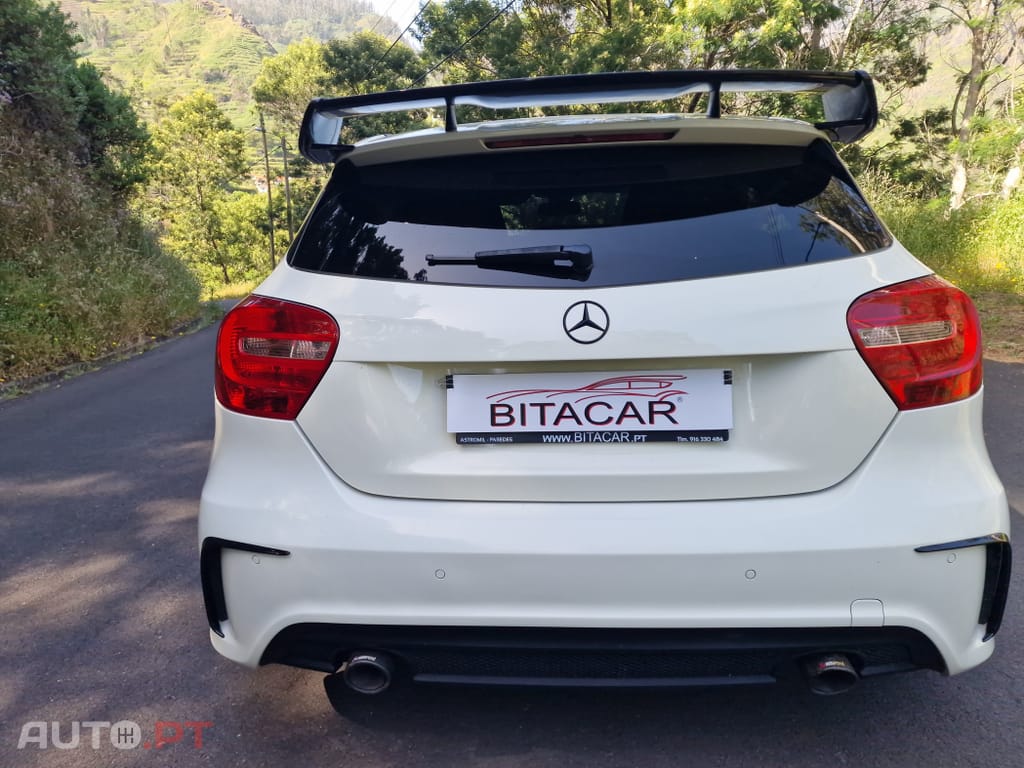 Mercedes-Benz A 180 d AMG Line