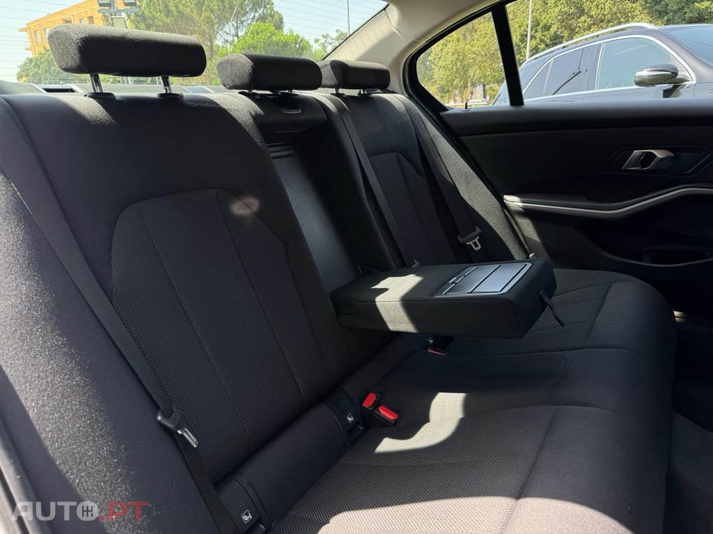 BMW 330 e Corporate Edition Auto
