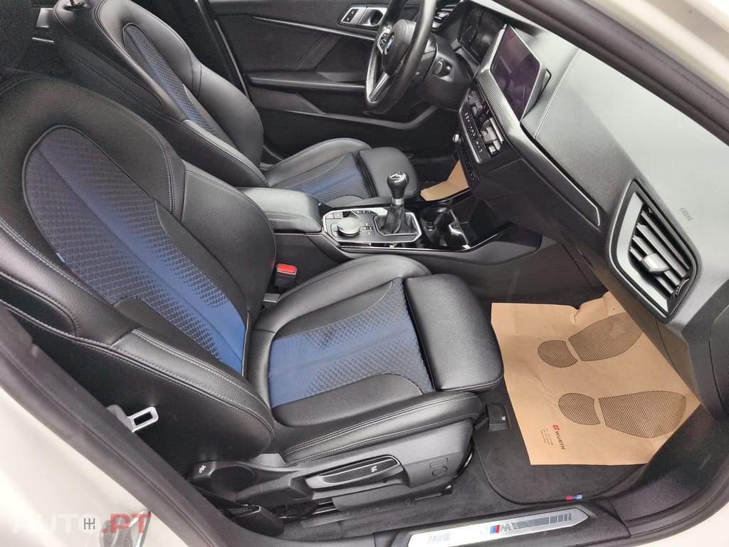 BMW 116 d Pack Desportivo M