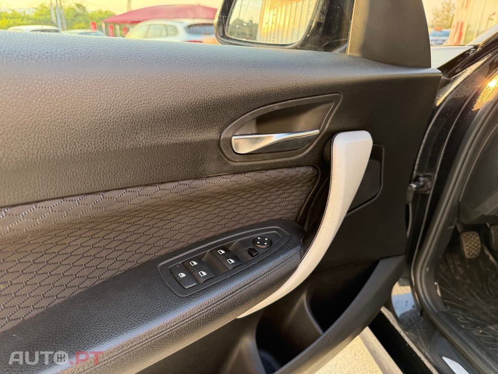 BMW 116 d Pack Desportivo M