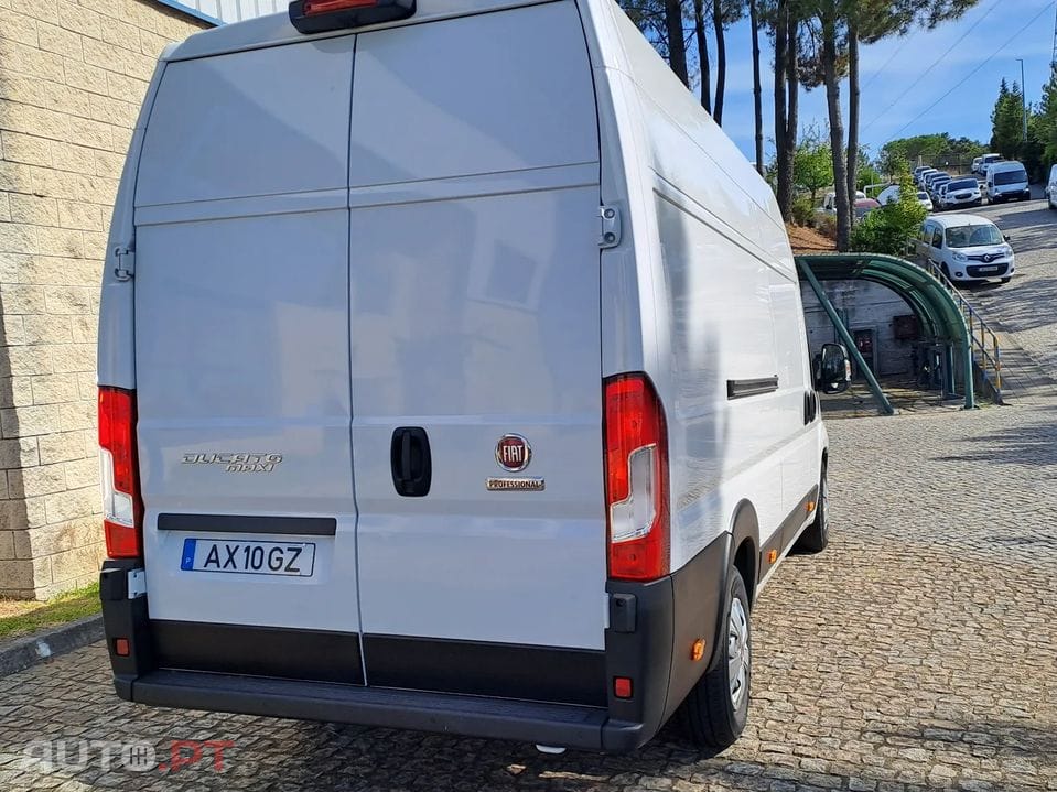 Fiat Ducato DUCATO Maxi 35 XLH3 (17m3) 2.2 Multijet 180cv