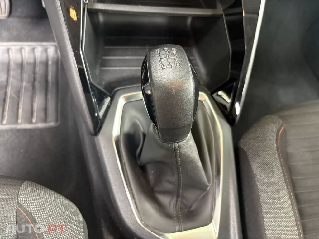Peugeot 208 1.2 PureTech SE Style