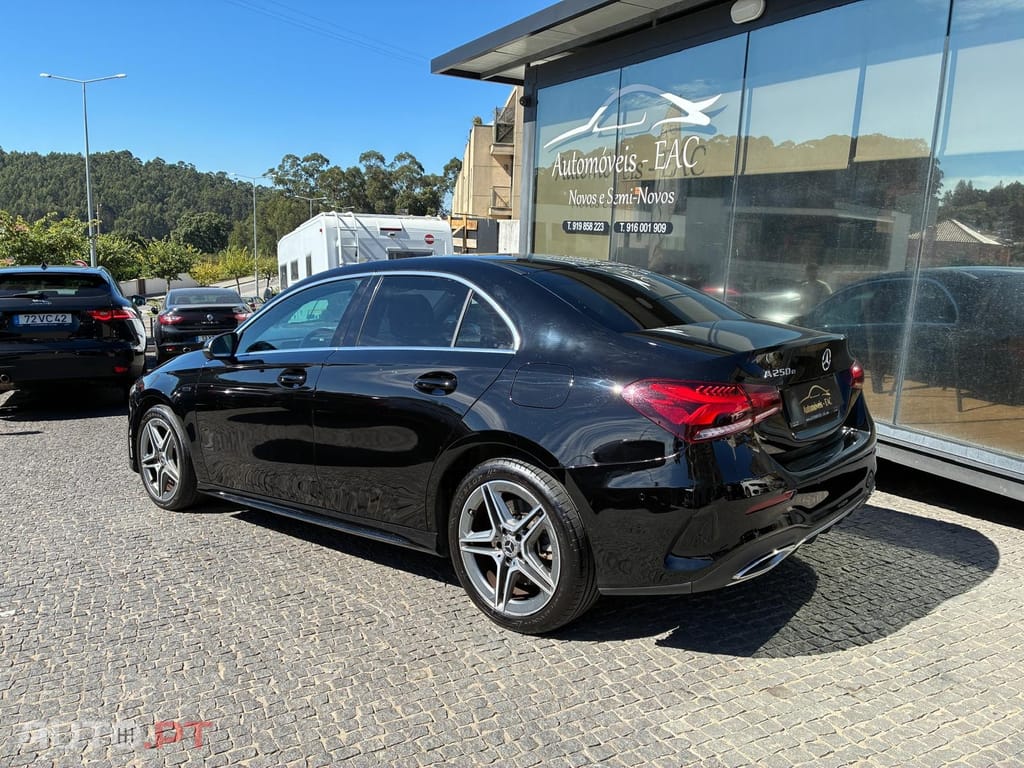 Mercedes-Benz A 250 e AMG Line