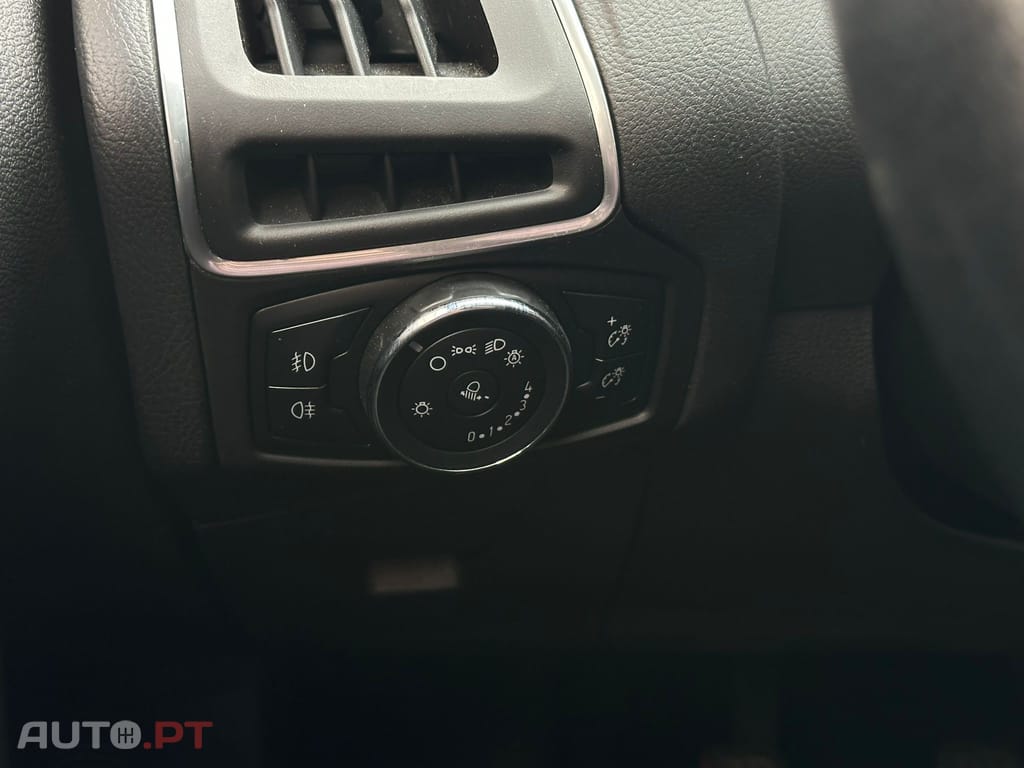 Ford Focus SW 1.0 EcoBoost Connected
