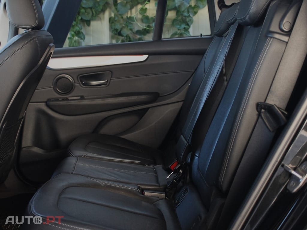 BMW 220 Gran Tourer d 7Lugares Line Sport Auto