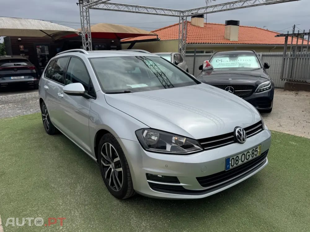 Volkswagen Golf Variant 1.6 TDi Highline DSG