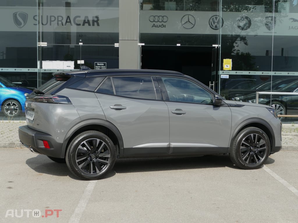 Peugeot 2008 1.2 PureTech GT EAT8