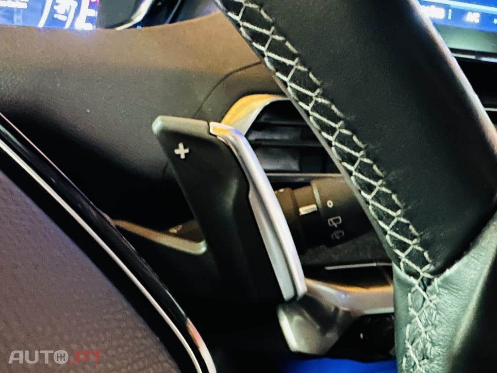 Peugeot 3008 1.2 PureTech Allure Pack EAT8