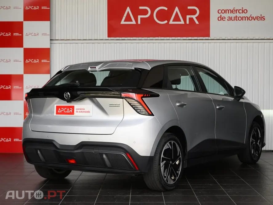 MG MG4 51 kWh Standard