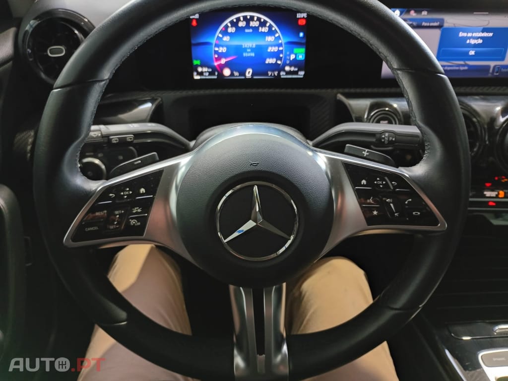 Mercedes-Benz A 250 e