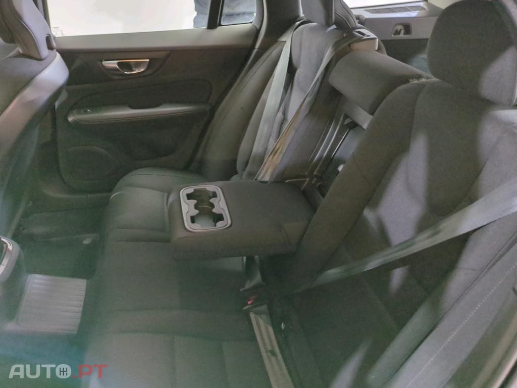 Volvo V60 2.0 T6 AWD TE Inscription Expression