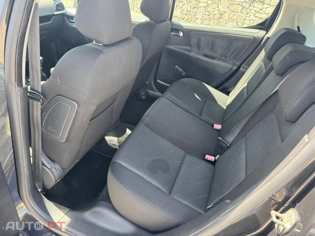 Peugeot 207 1.6 HDi Premium