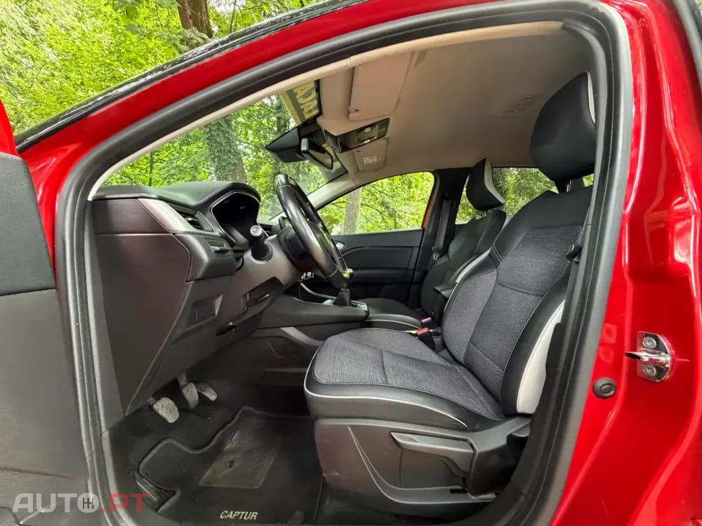 Renault Captur 1.0 TCe Exclusive