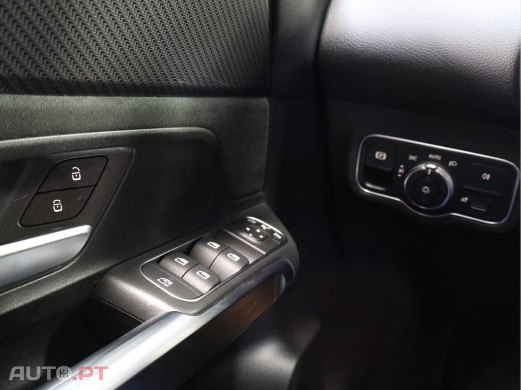 Mercedes-Benz GLB 180 d Auto AMG  7 L