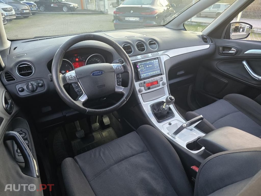 Ford S-Max 1.8 TDCi Titanium 7L