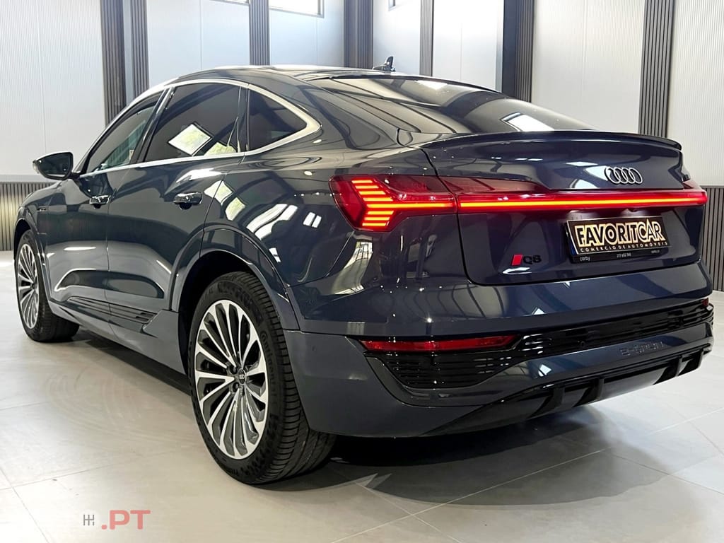 Audi Q8 e-tron 50 quattro S line — fotografia 3