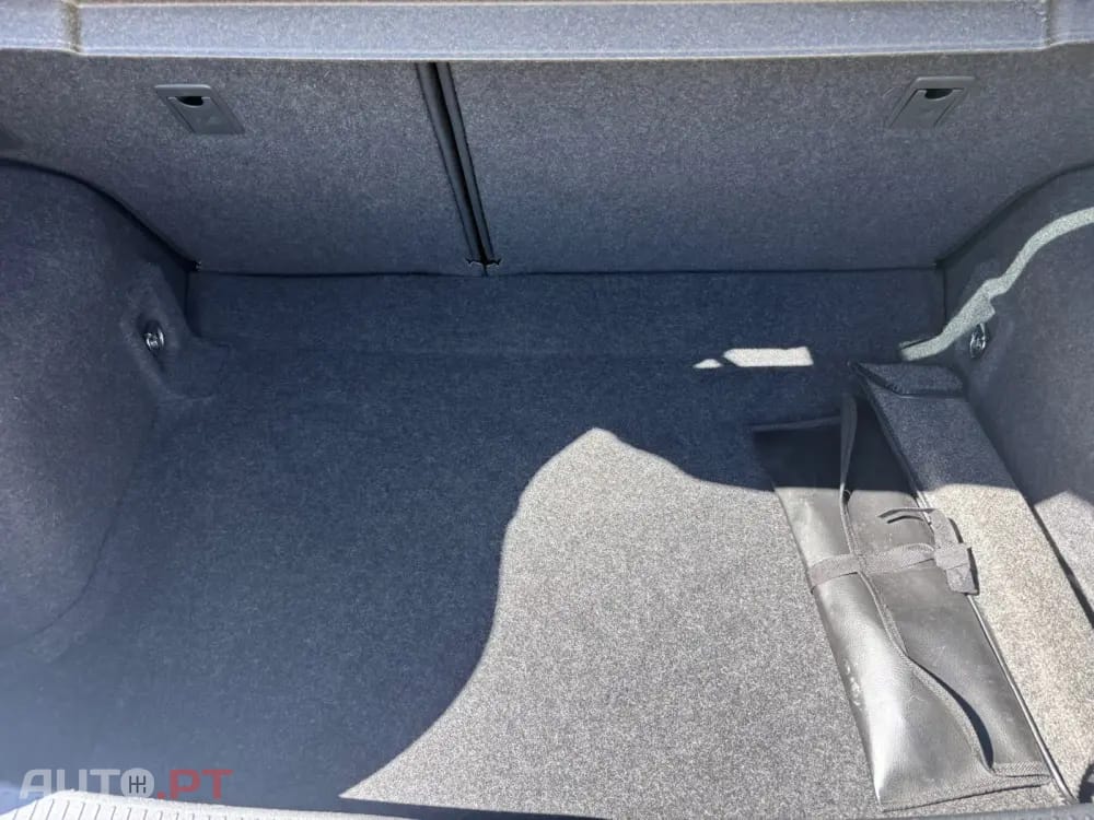 Toyota Auris 1.4 D-4D Sol