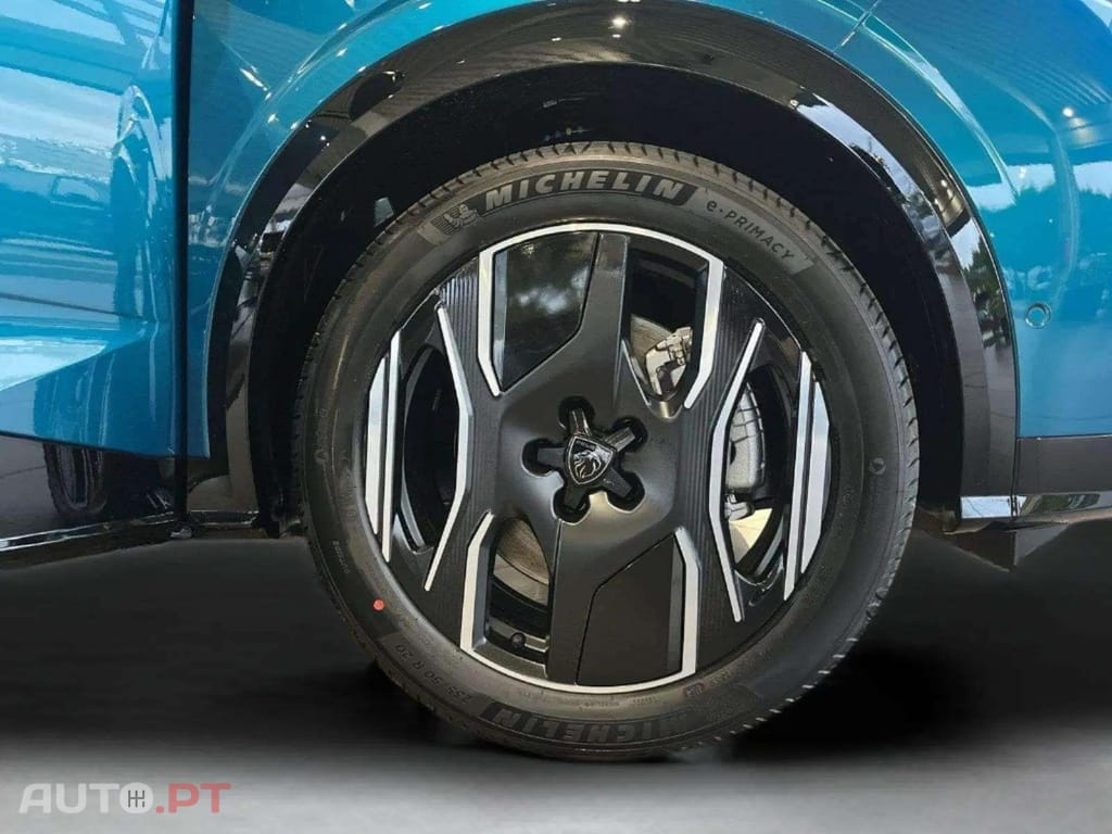 Peugeot E-3008 GT I.V.A DEDUTÍVEL 
