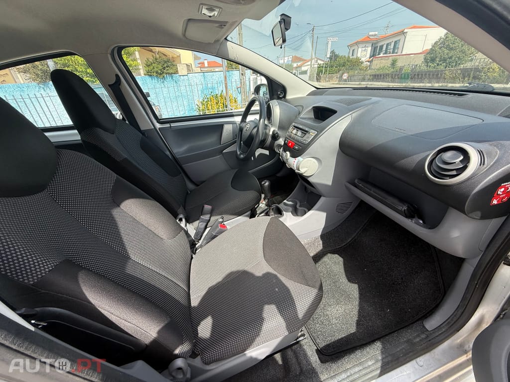 Toyota Aygo 1.0 + AC