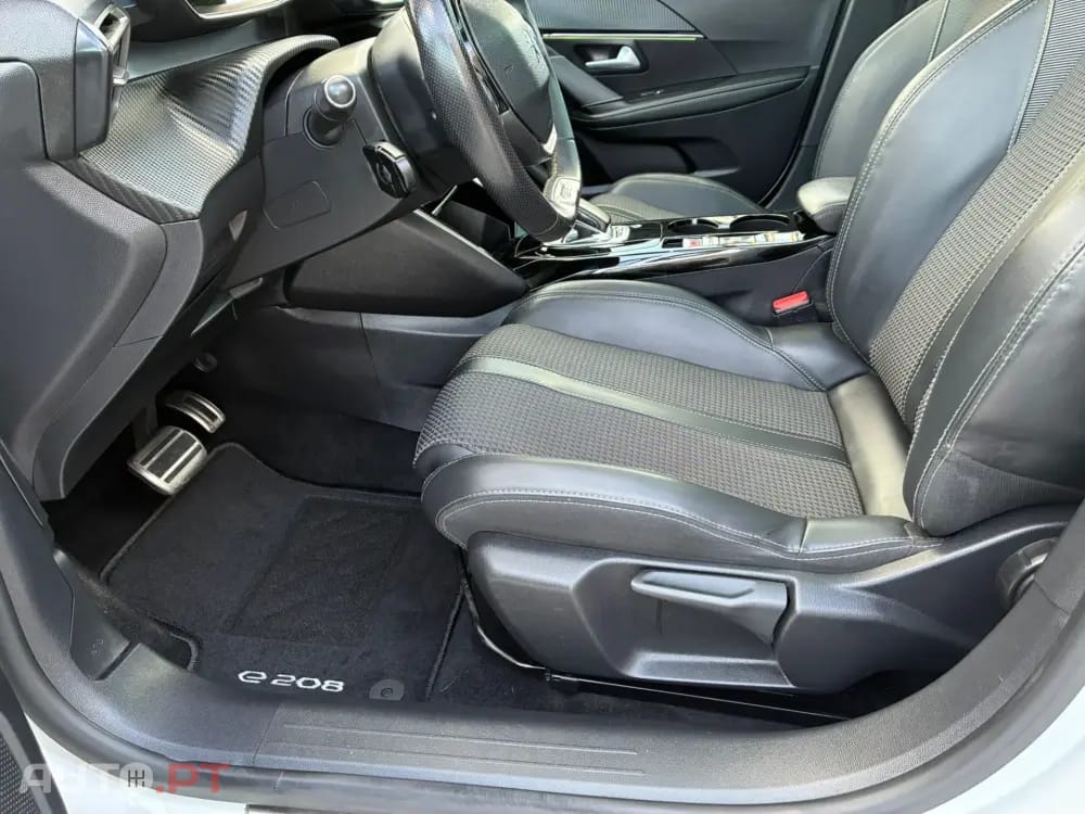 Peugeot E-208 50 kWh GT Line
