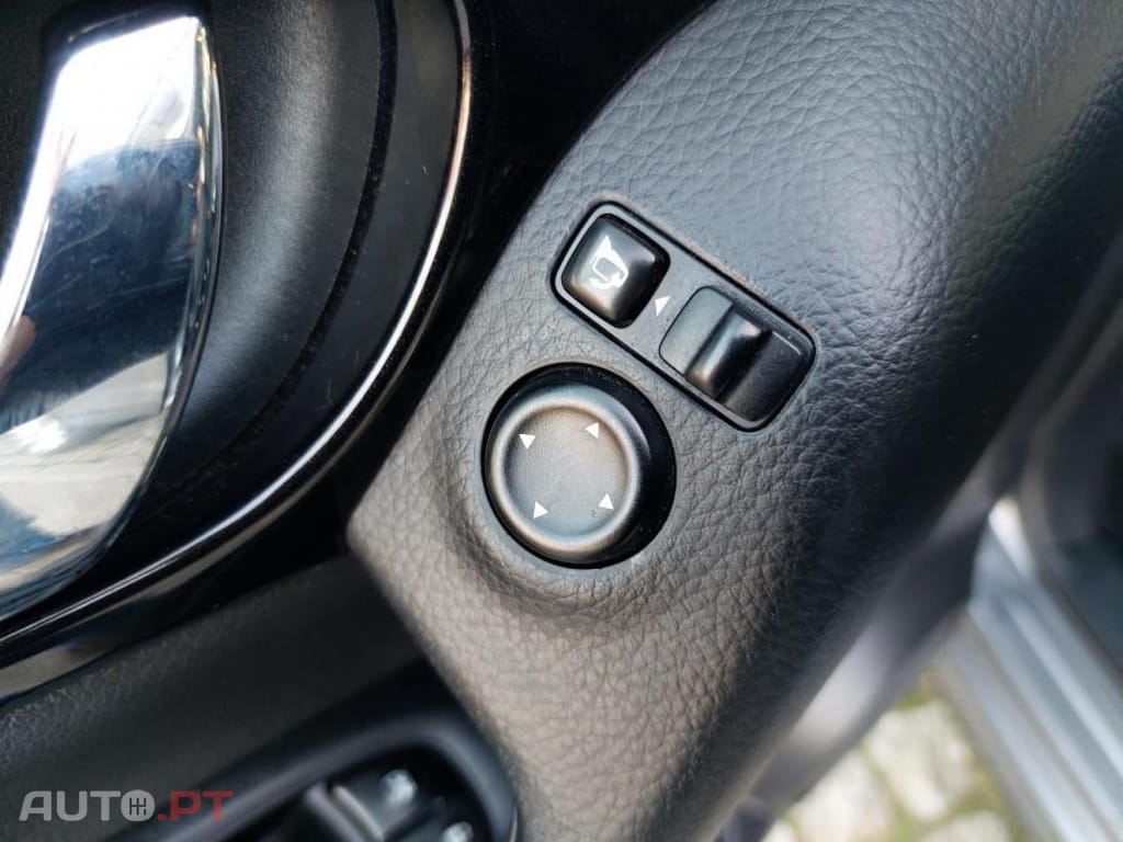 Nissan Qashqai 1.2 DIG-T N-Connecta 