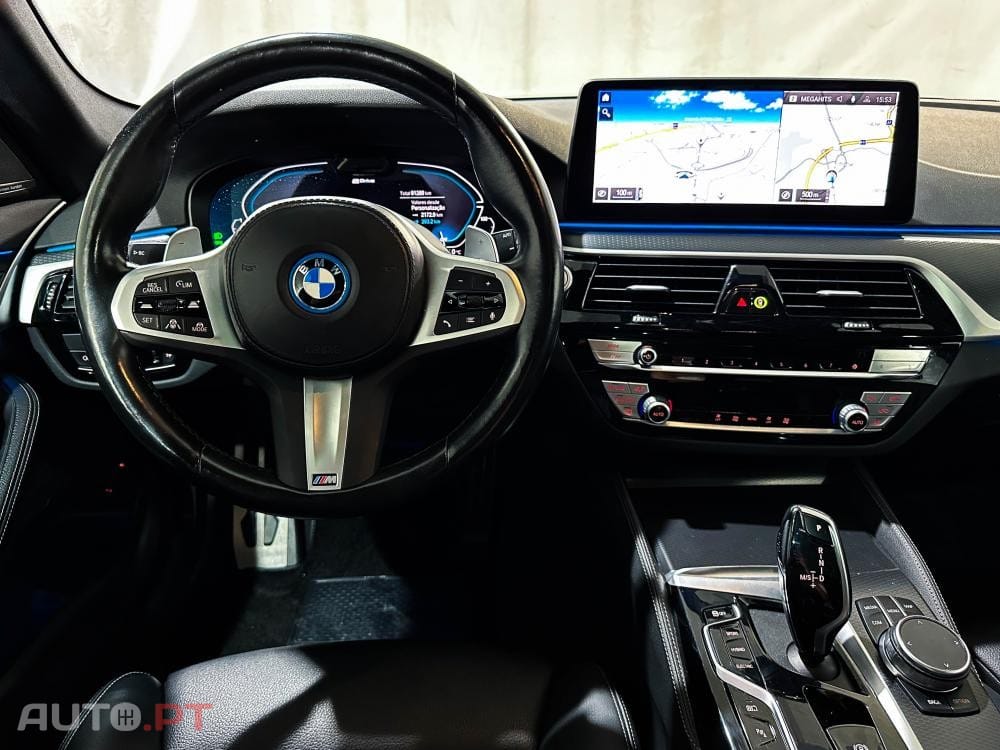 BMW 530 e Pack Desportivo M