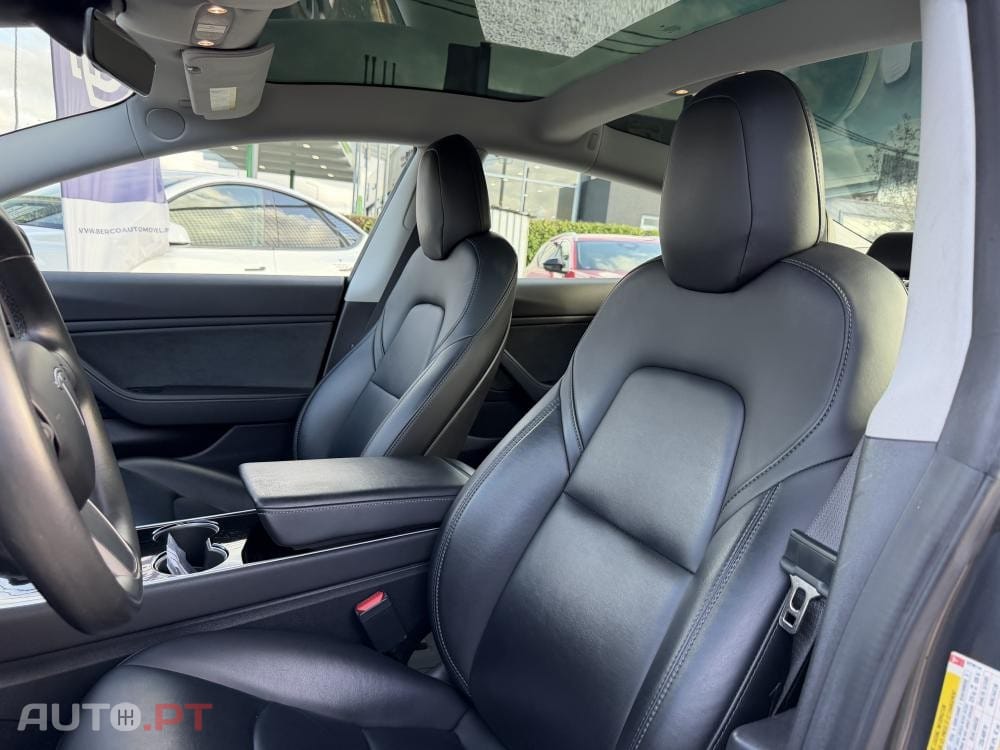 Tesla Model 3 Long-Range Dual Motor AWD