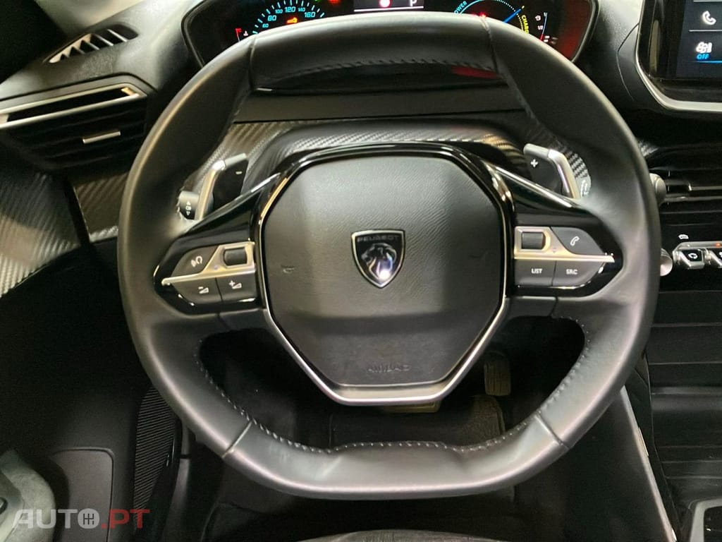 Peugeot 208 1.2 Hybrid Allure e-DCS6