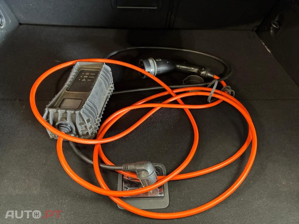 Opel Grandland (X) Hybrid4 AWD Ultimate