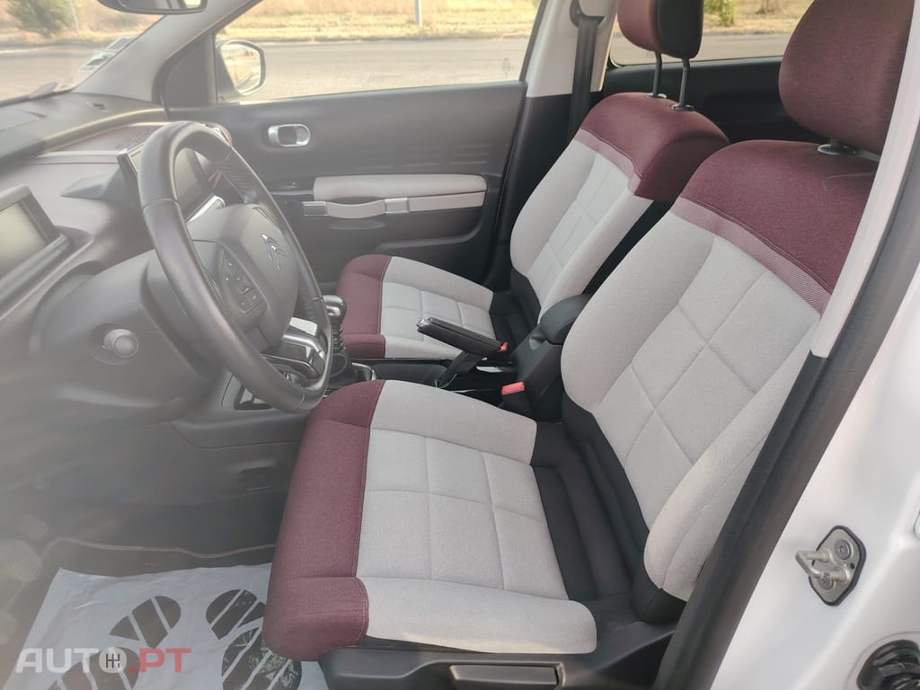 Citroen C4 Cactus SHINE 130 CV S&S 5P COM EXTRAS