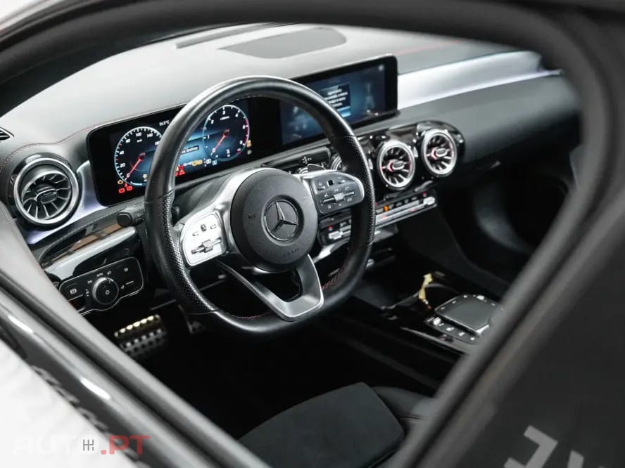 Mercedes-Benz CLA 200 d Shooting Brake AMG Line Aut.