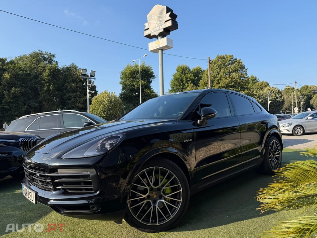 Porsche Cayenne E-Hybrid Tiptronic S