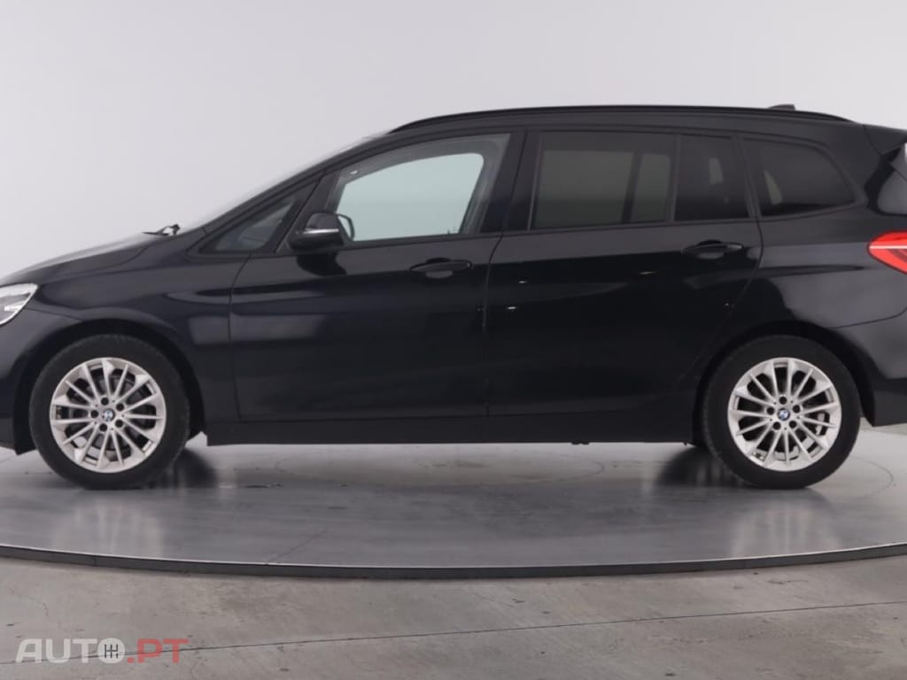 BMW 216 i 7L Advantage