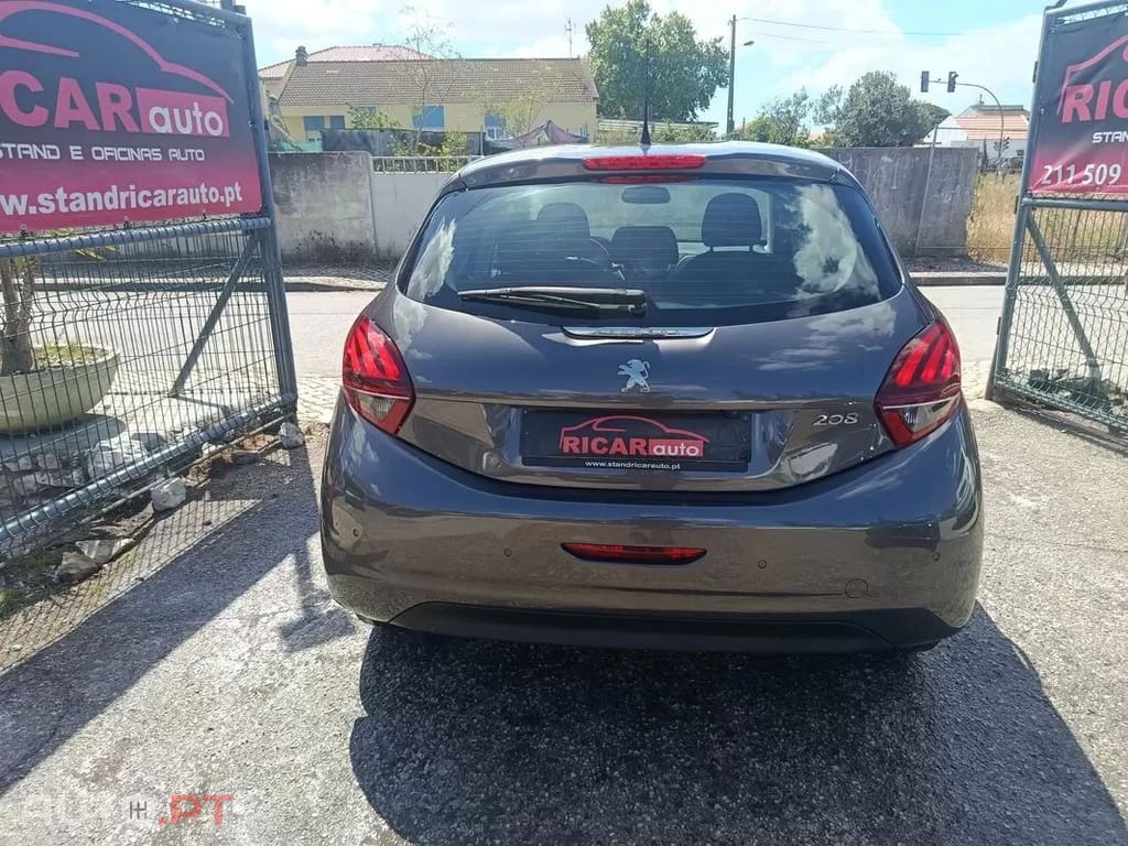 Peugeot 208 1.5 BlueHDi Signature