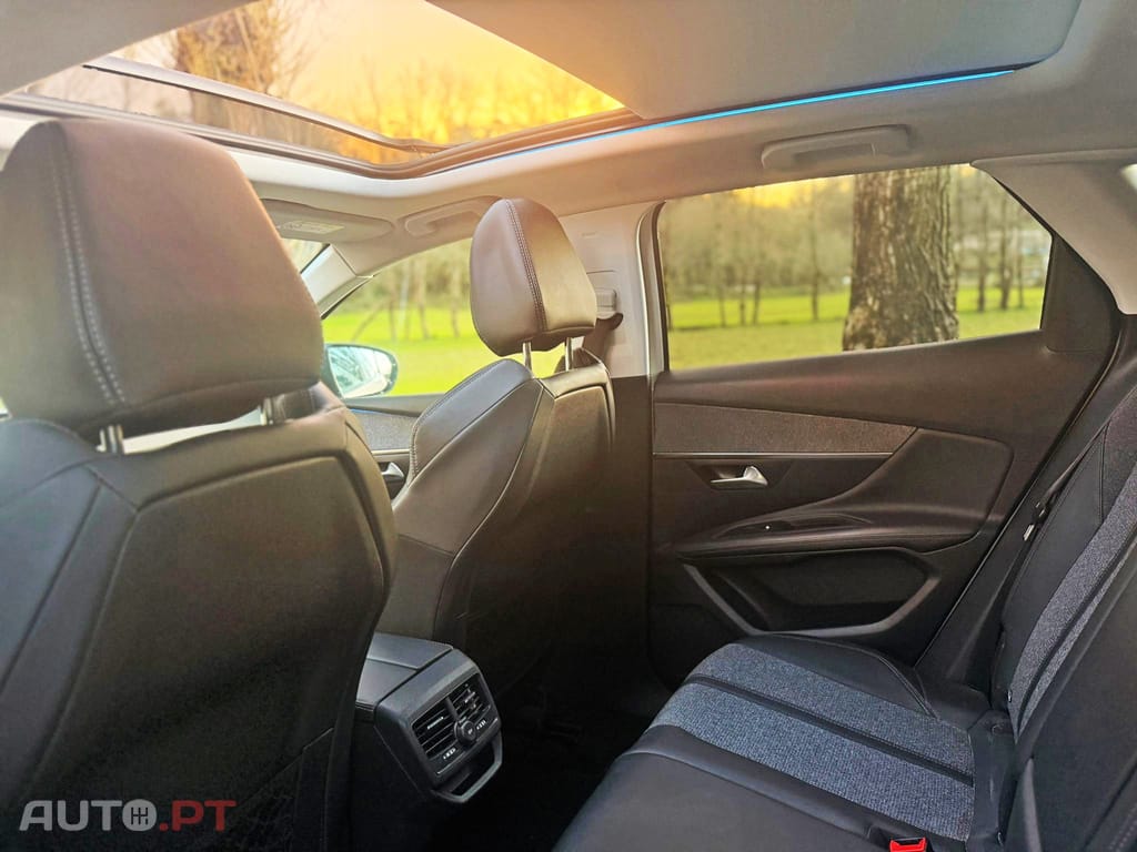 Peugeot 3008 1.2 PureTech Allure EAT6