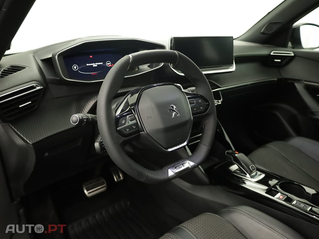 Peugeot 2008 2008 1.2 PureTech GT EAT8