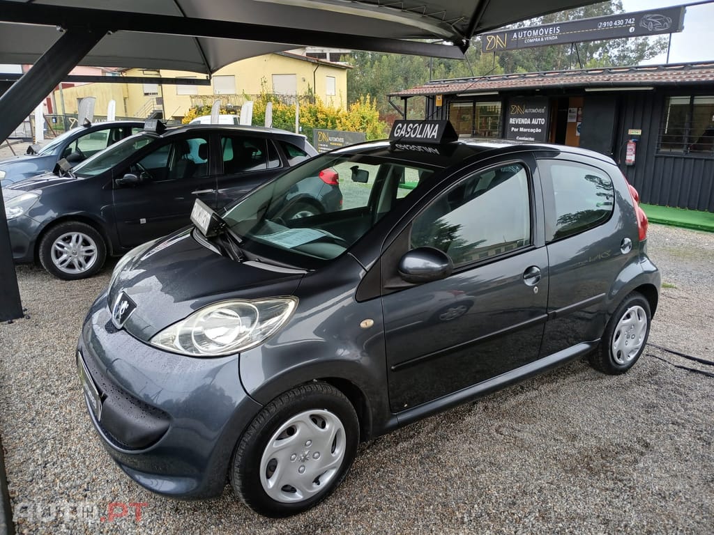 Peugeot 107 1.0 Poucos Kms