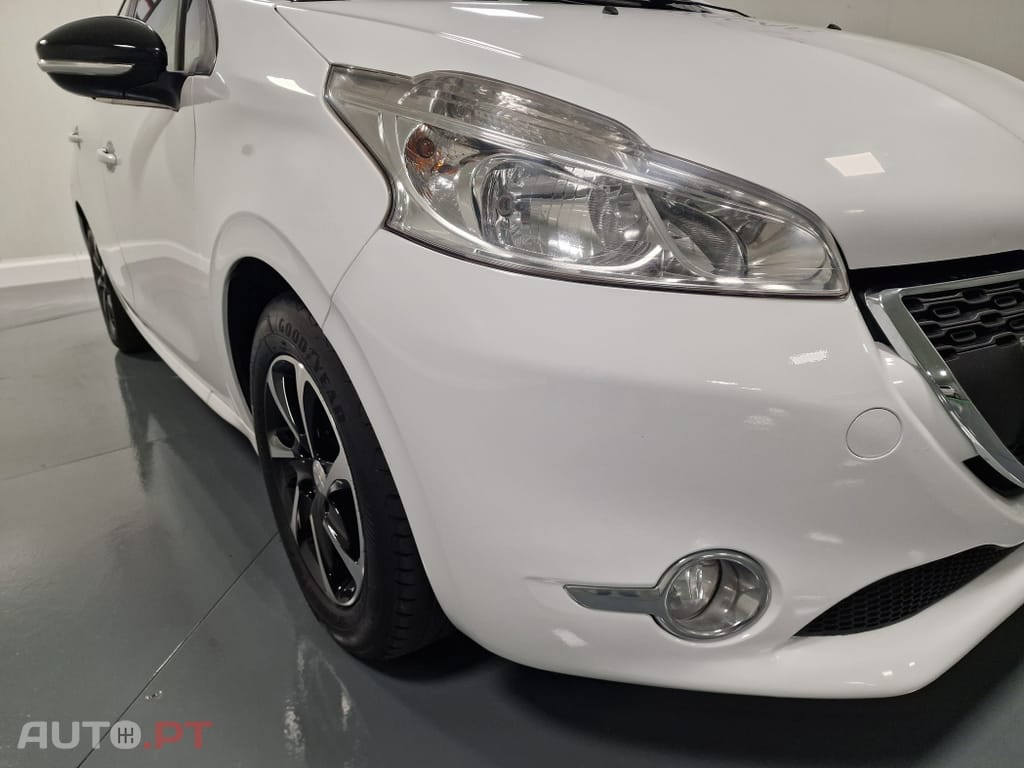 Peugeot 208 1.4 HDi Active