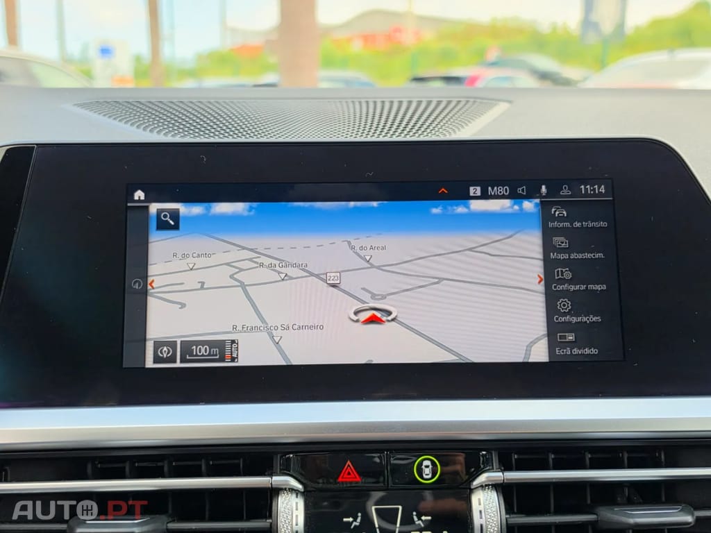 BMW 330 e Pack M Auto — fotografia 25