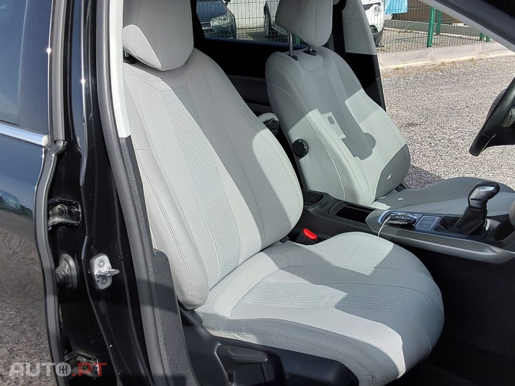 Peugeot 308 SW BlueHDi 130 EAT6 Stop & Start Allure