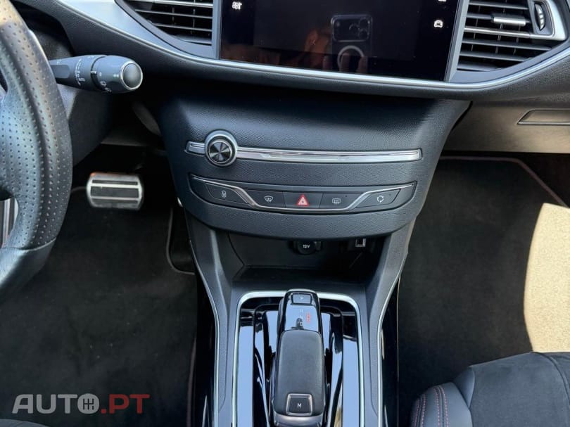 Peugeot 308 1.2 PureTech Allure Full LED EAT8
