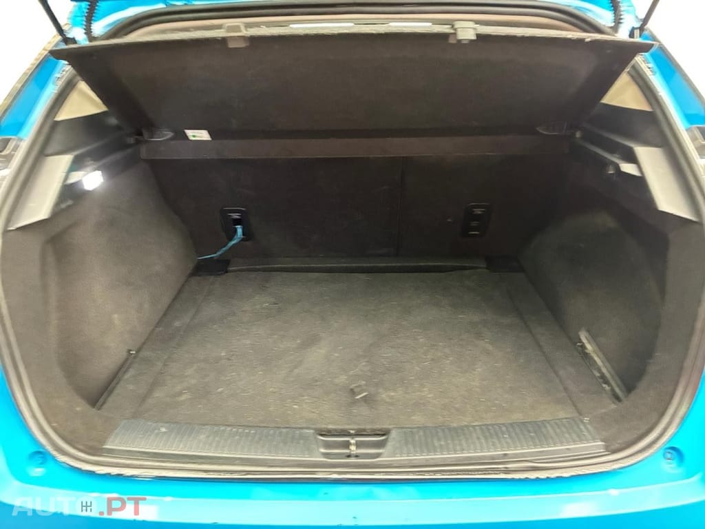 MG MG4 64 kWh Luxury