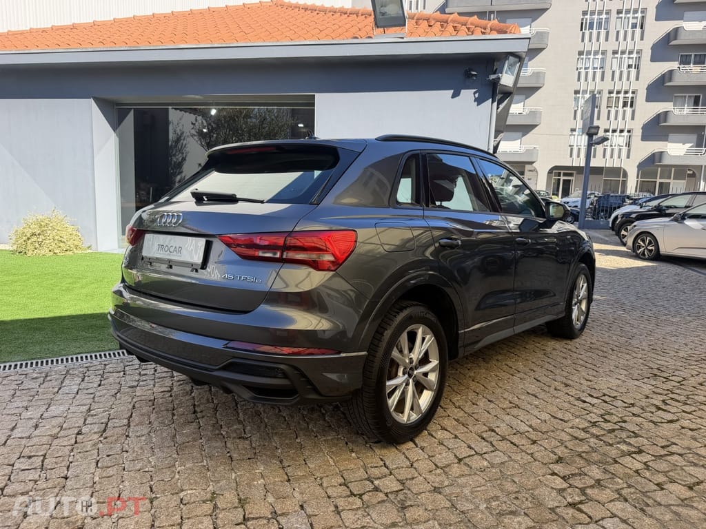 Audi Q3 45 TFSIe S line S tronic — fotografia 8