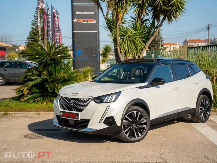 Peugeot E-2008 50 kWh GT