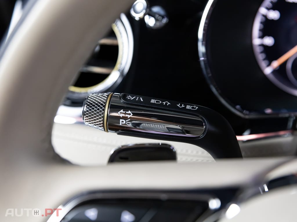 Bentley Continental GT V8