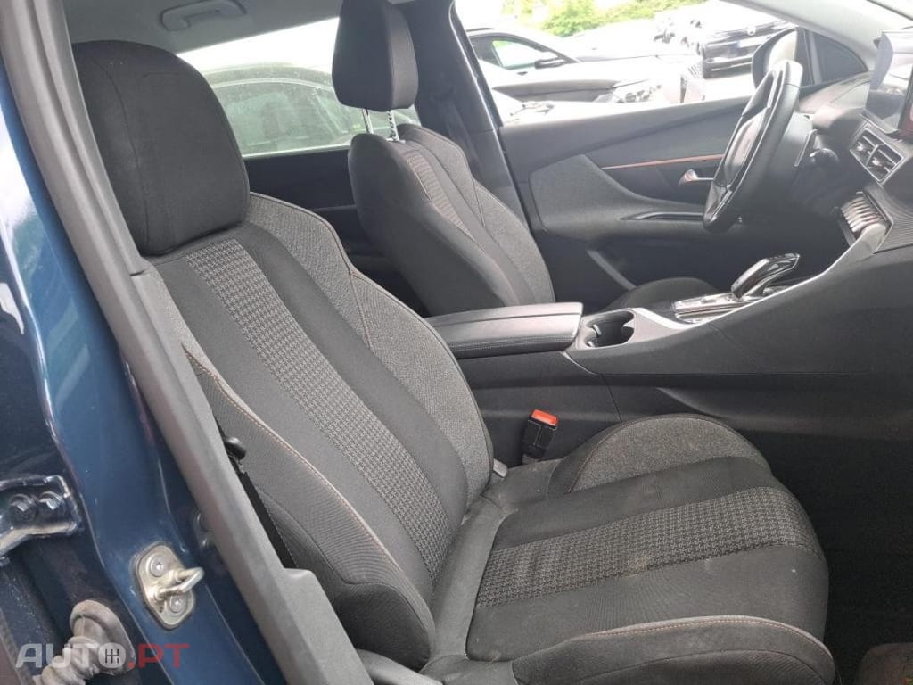 Peugeot 5008 1.5 BlueHDi Active Pack EAT8