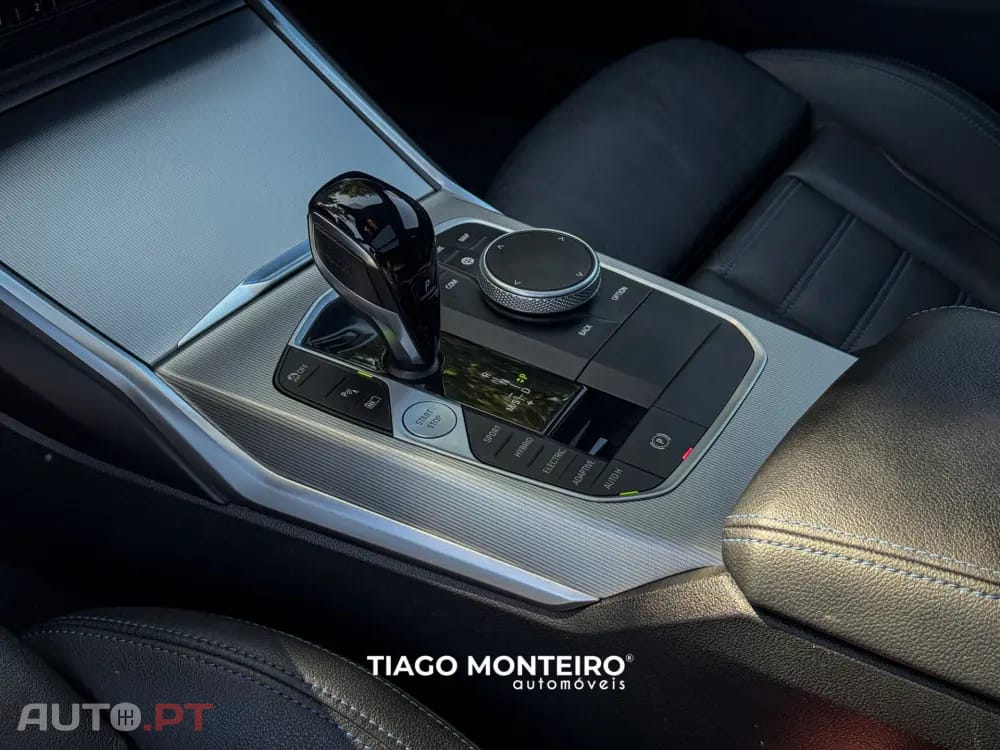BMW 330 e Pack Desportivo M Auto