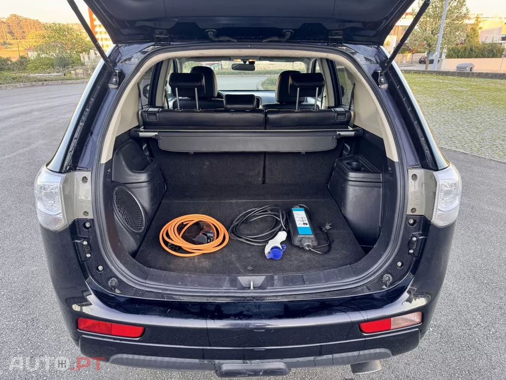 Mitsubishi Outlander 2.0 4WD