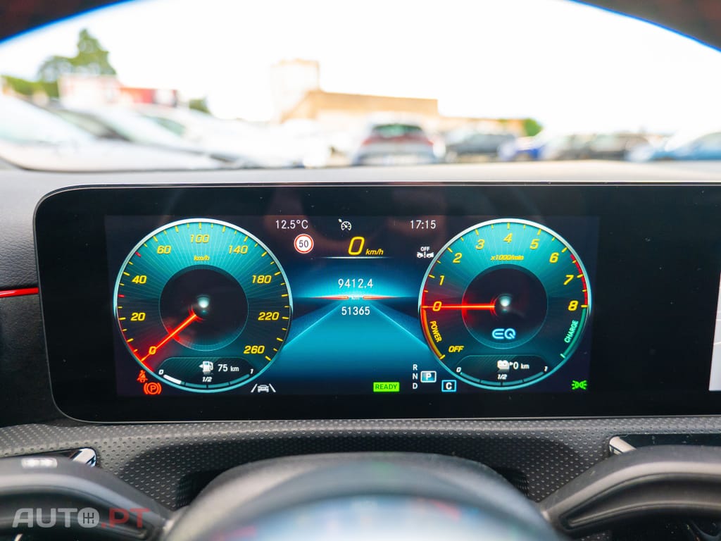 Mercedes-Benz A 250 e 8G-DCT AMG Line