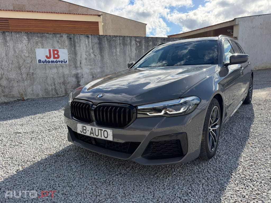 BMW 530 e Pack Desportivo M